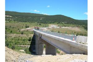 14-06-2006. Viaducto de entrada del tunel de Piqueras
